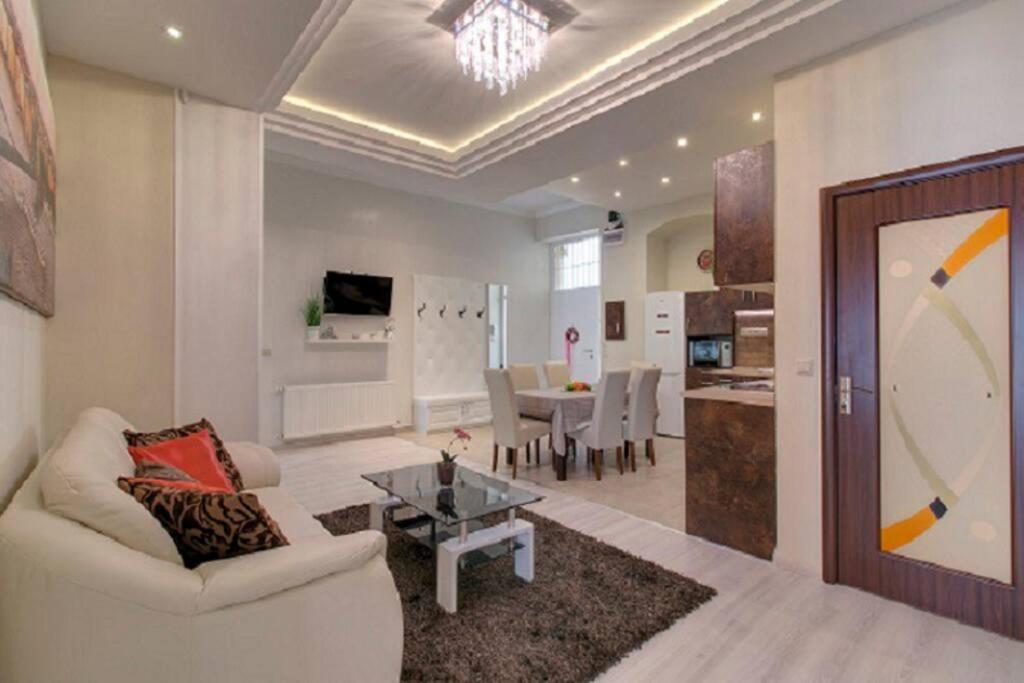 Super Central Apartment Βουδαπέστη Εξωτερικό φωτογραφία